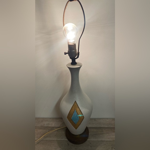 Vintage Mid Century Modern 1960 Quartite Creative Corp. Atomic Era Lamp - Picture 9 of 11